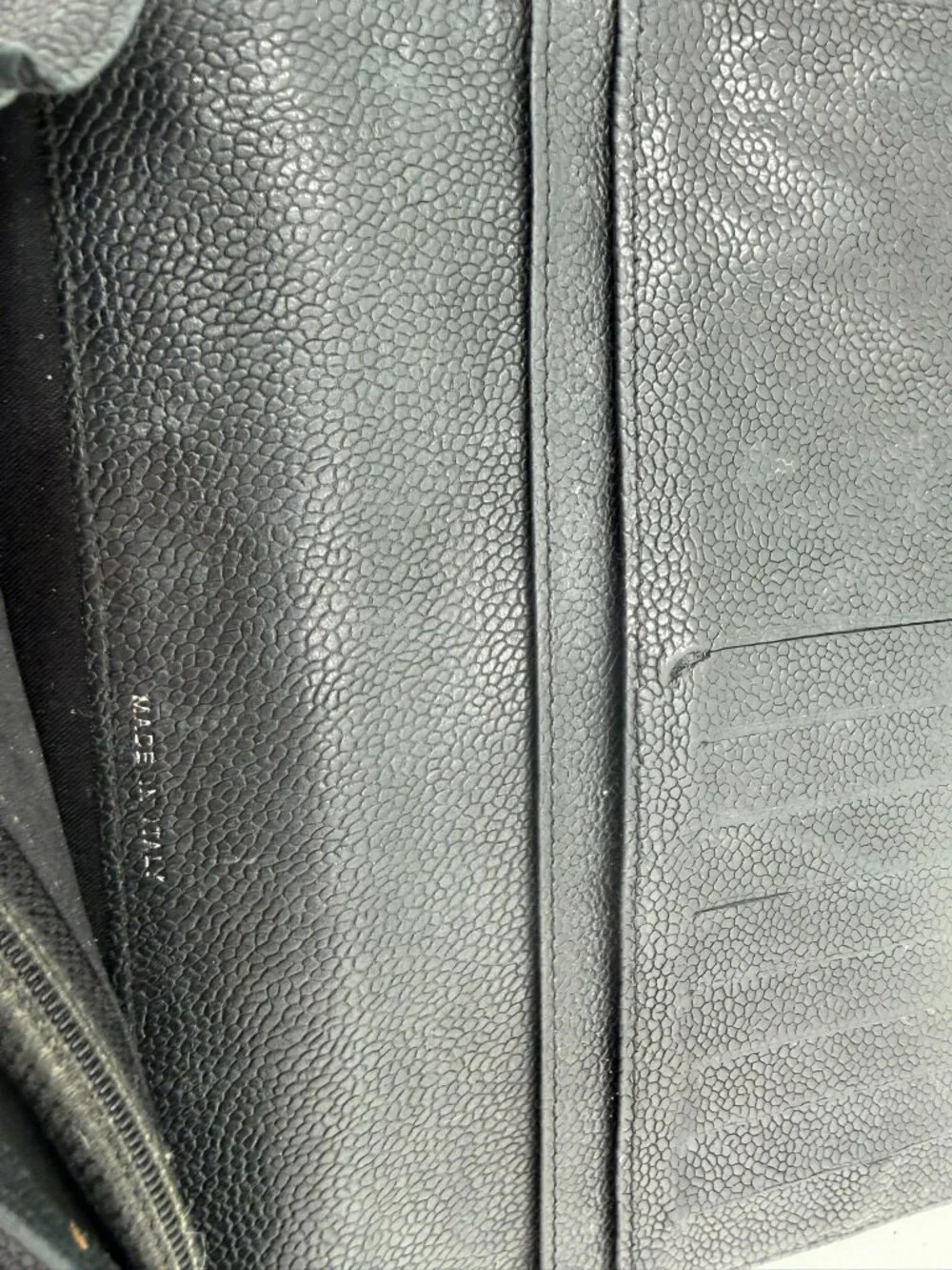 Authentic Chanel Leather Caviar Vintage Wallet Silver Hardware CC Preowned - Picture 4 of 11